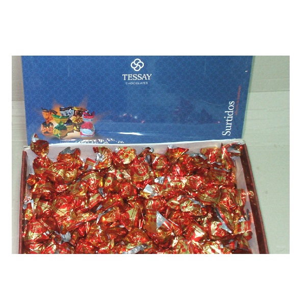 Bombones surtidos y licor 100002